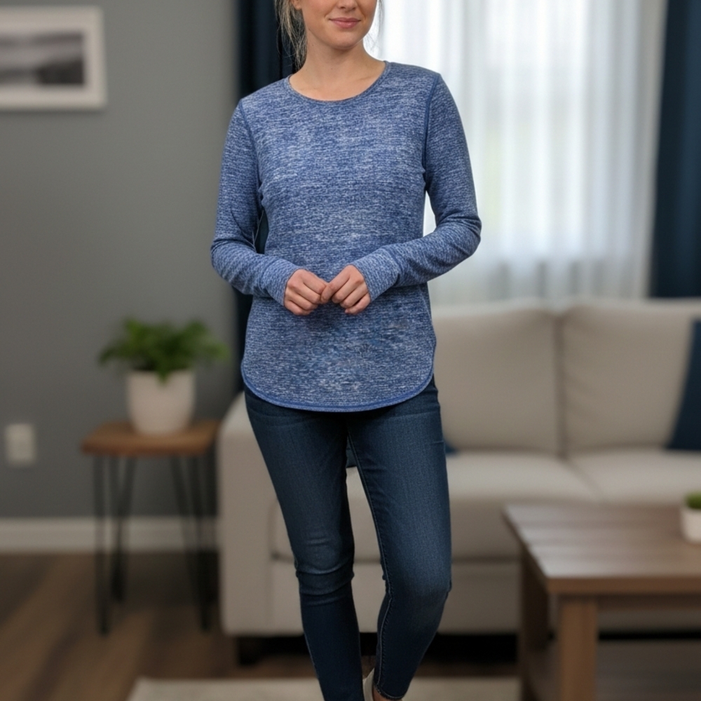 Tommy Bahama Heathered Blue Long Sleeve Top